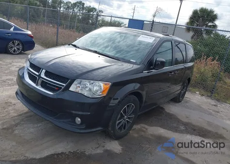 2017 Dodge Grand Caravan Sxt z USA, uszkodzony, nr VIN 2C4RDGCG2HR857371